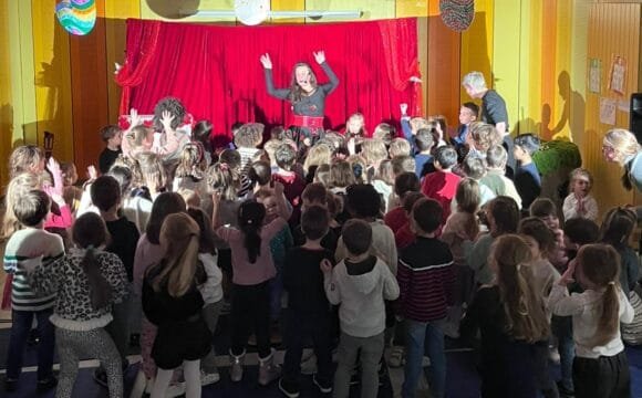 Les Secrets de Noël » : Une aventure magique au cœur de l’atelier du Père Noël