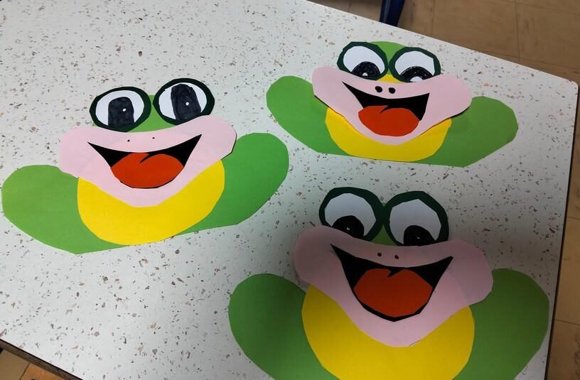 img287 Les CE1 découvrent la laïcité et le monde des grenouilles